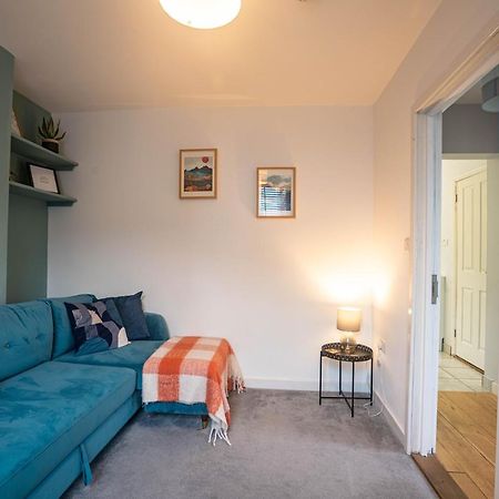The Becket - Three Bedroom City Centre House With Parking Canterbury Esterno foto