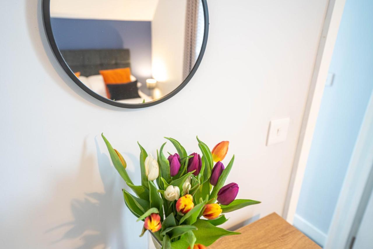 The Becket - Three Bedroom City Centre House With Parking Canterbury Esterno foto