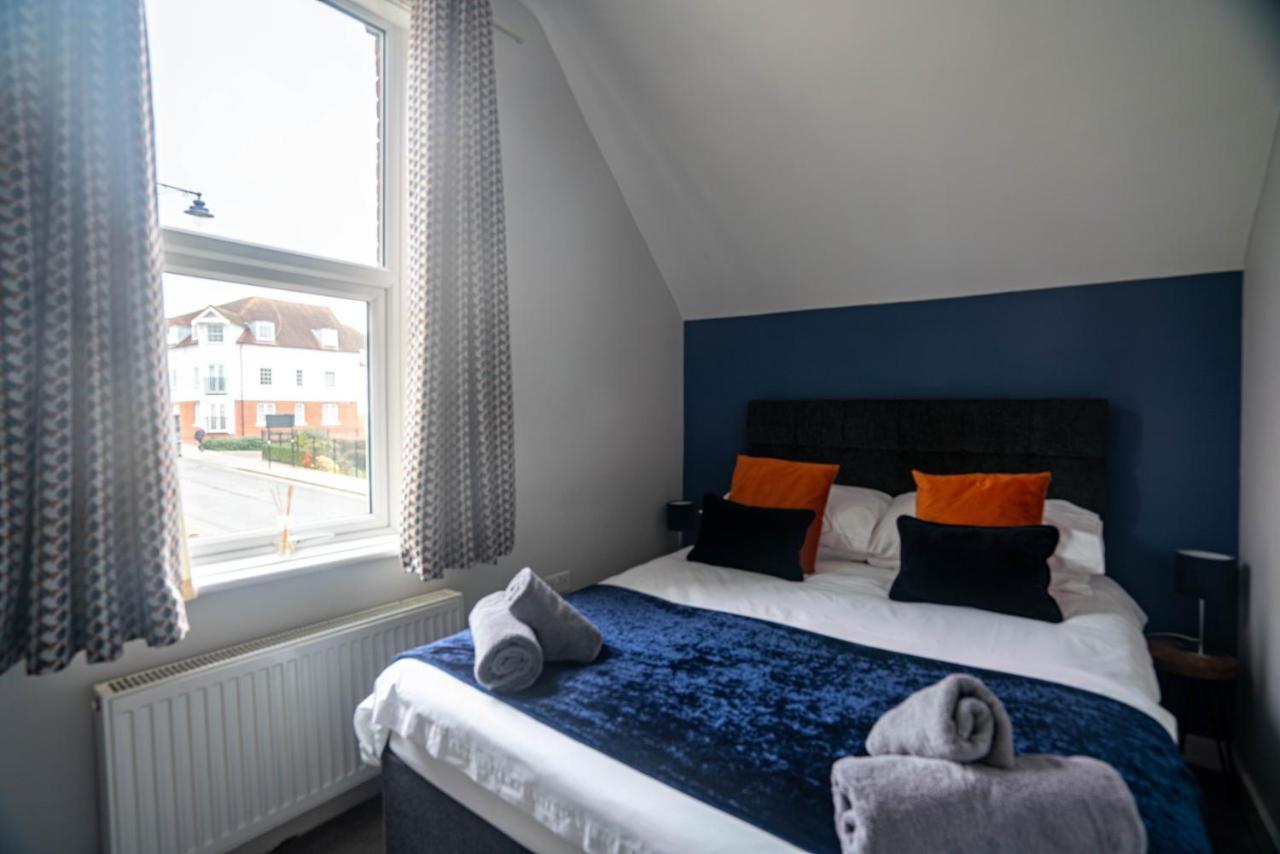 The Becket - Three Bedroom City Centre House With Parking Canterbury Esterno foto